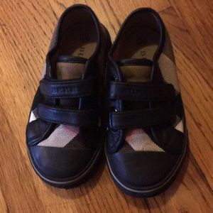 Burberry kids sneakers size 24
